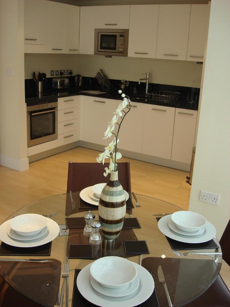 Luxurious Sir John Lyon Serviced Apartment 런던 외부 사진